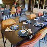 Alojamento de Acomodação e Pequeno-almoço Landgoed Julianahoeve *